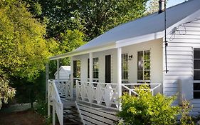 Springview Cottage- Captivating Bush Retreat